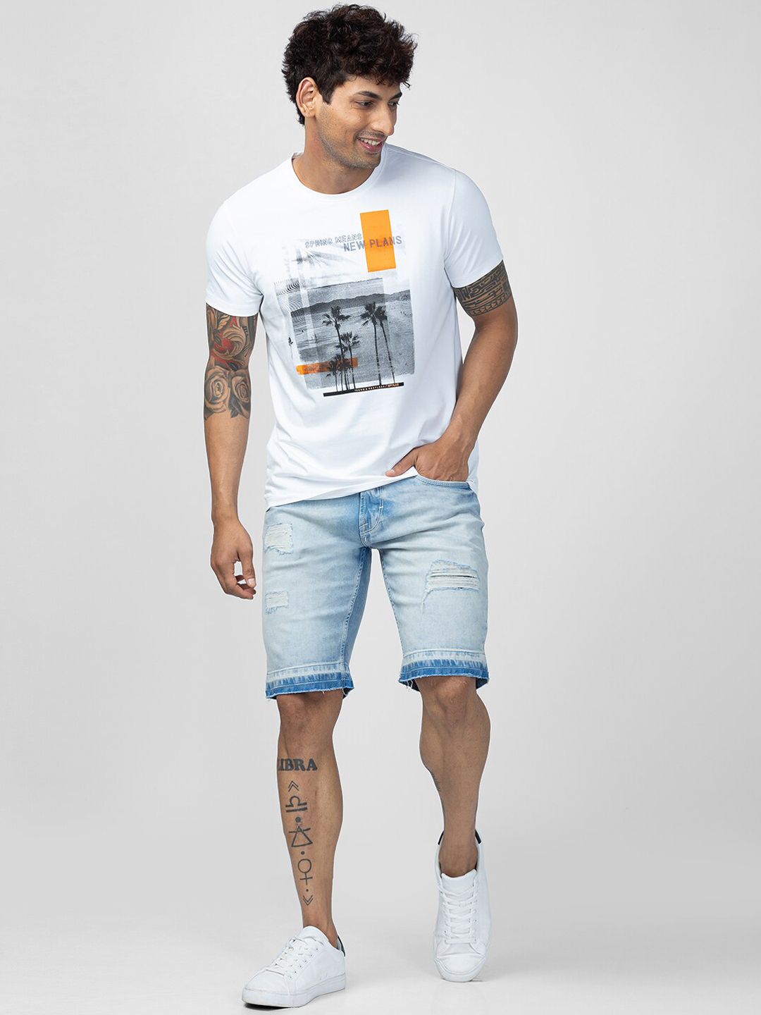 SPYKAR Men Washed Cotton Regular Fit Denim Shorts