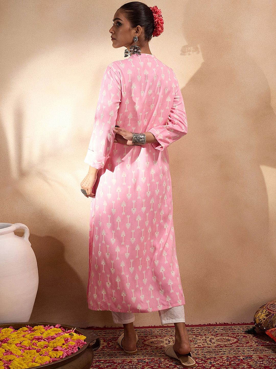 Indo Era Ethnic Motifs Printed Pastels Straight Kurta