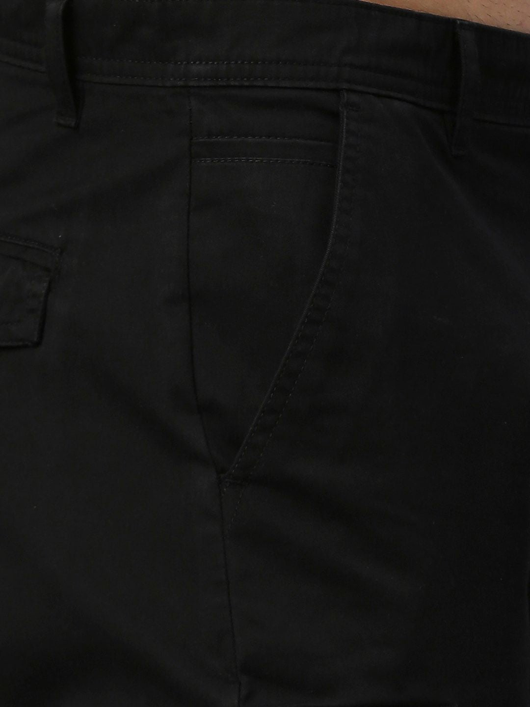 Thomas Scott Men Mid-Rise Smart Slim Fit Easy Wash Cargos Trousers