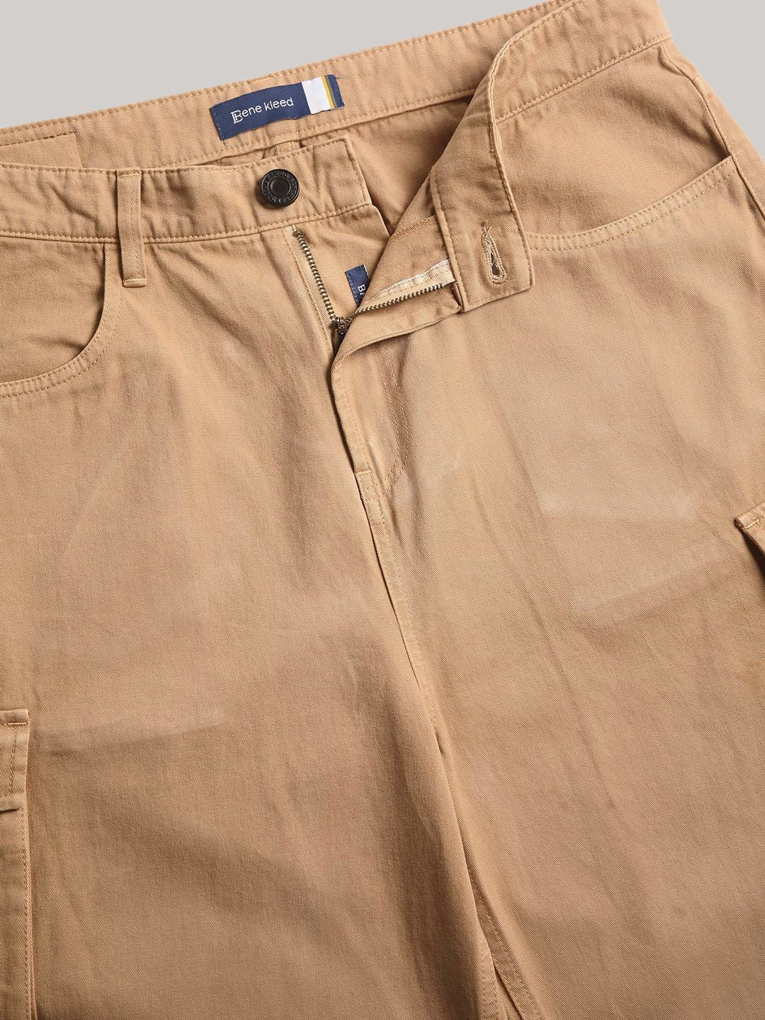 Bene Kleed Men Classic Baggy Fit Cargos Trousers