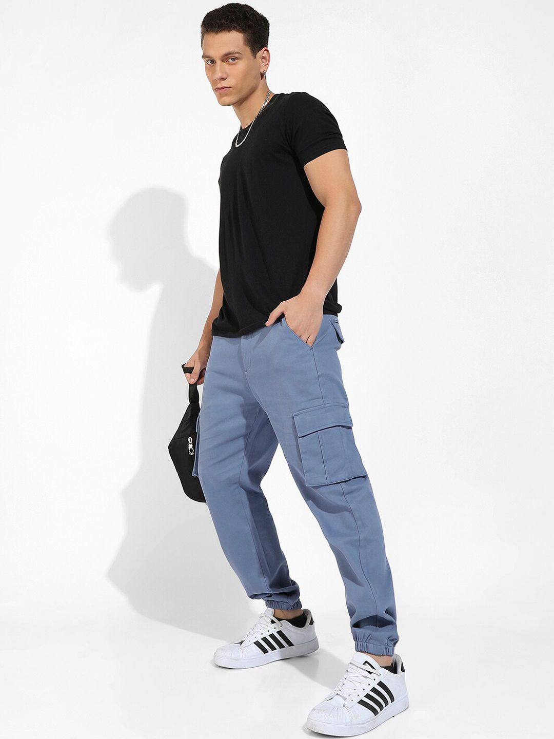 Campus Sutra Men Blue Relaxed Easy Wash Cargo Trousers