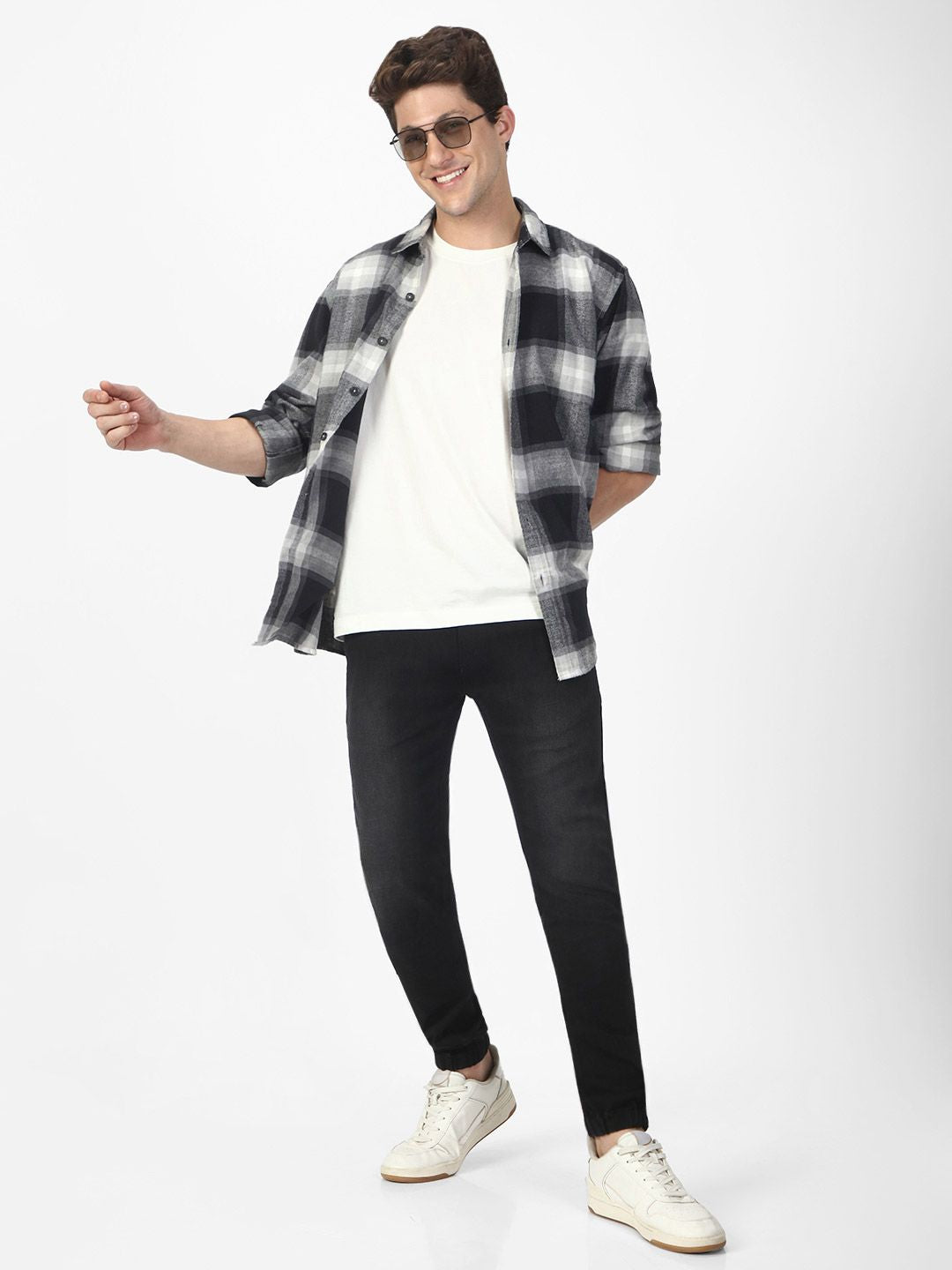 Urbano Fashion Men Slim Fit Light Fade Stretchable Cotton Jeans