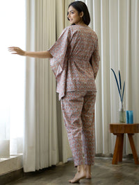 SANSKRUTIHOMES Women Grey & Pink Printed Cotton Night suit