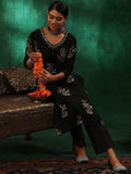 Libas Women Floral Printed Regular Beads and Stones Pure Cotton Kurta with Trousers