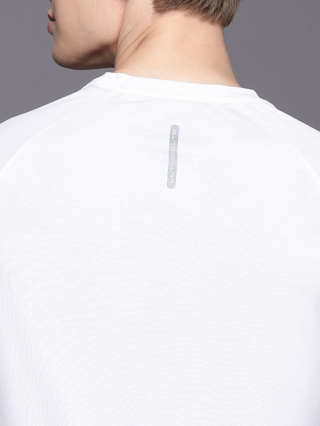 HRX by Hrithik Roshan Air Flow Rapid-Dry Antimicrobial Running Ultralite T-shirt