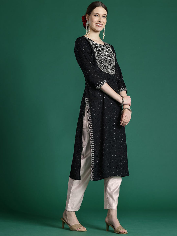 Indo Era Embroidered Sequinned Kurta