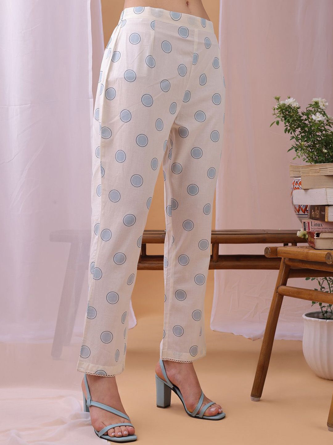 KALINI Women Floral Printed Regular Pure Cotton Kurta with Trousers