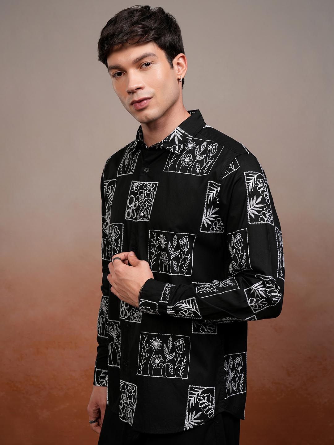 HIGHLANDER Men Embroidered Casual Shirt