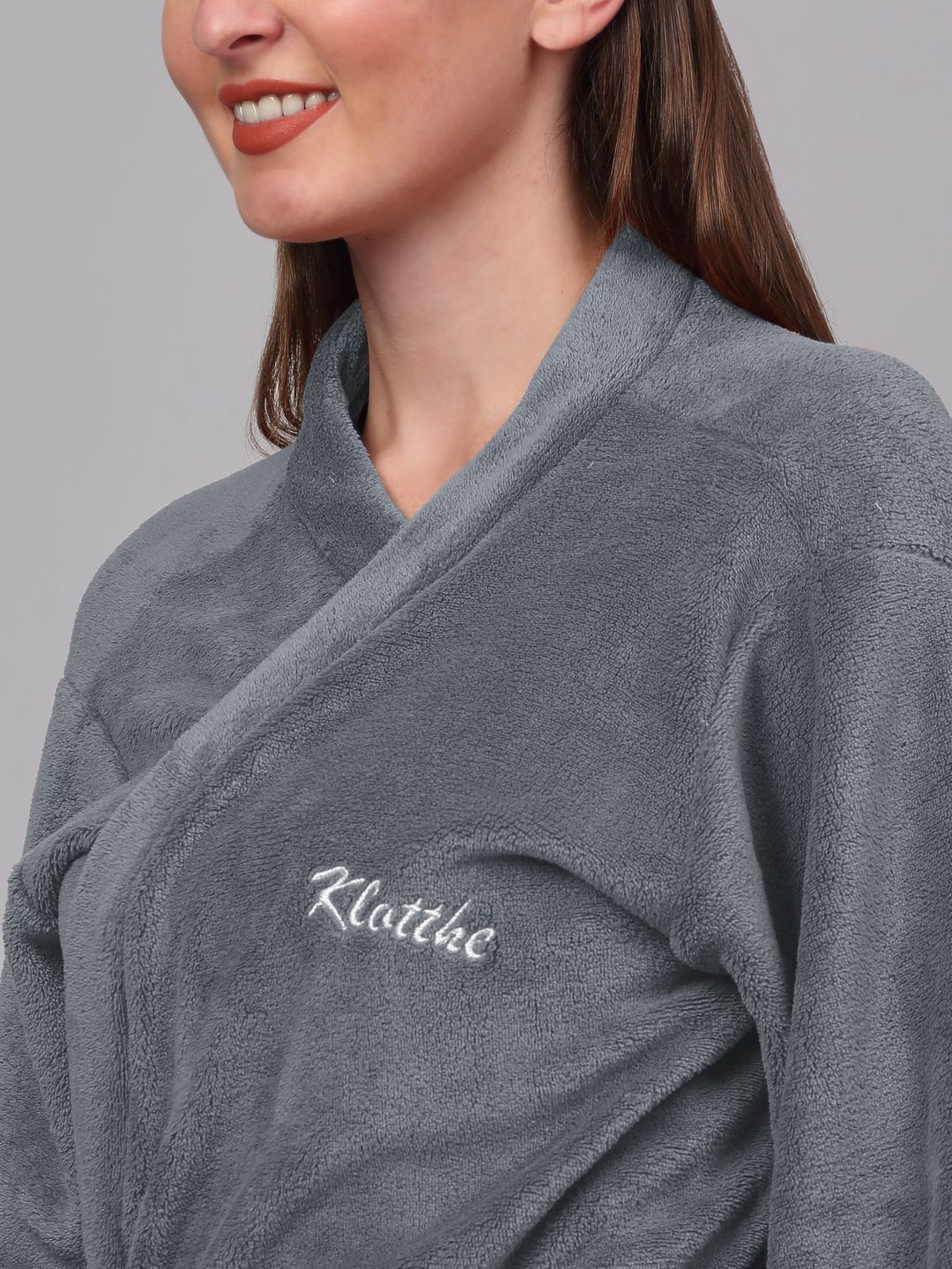 KLOTTHE Grey Woolen Long Sleeve Bath Robe With Belt
