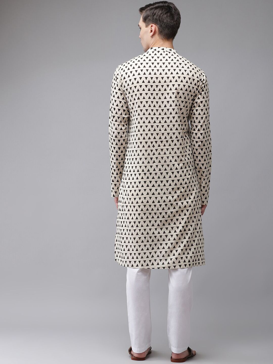 See Designs Men Beige & Black Geometric Printed Kurta