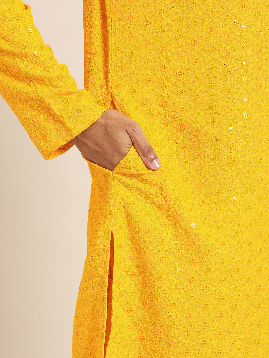 SOJANYA Ethnic Motif Embroidered Thread Work Pure Cotton Kurta