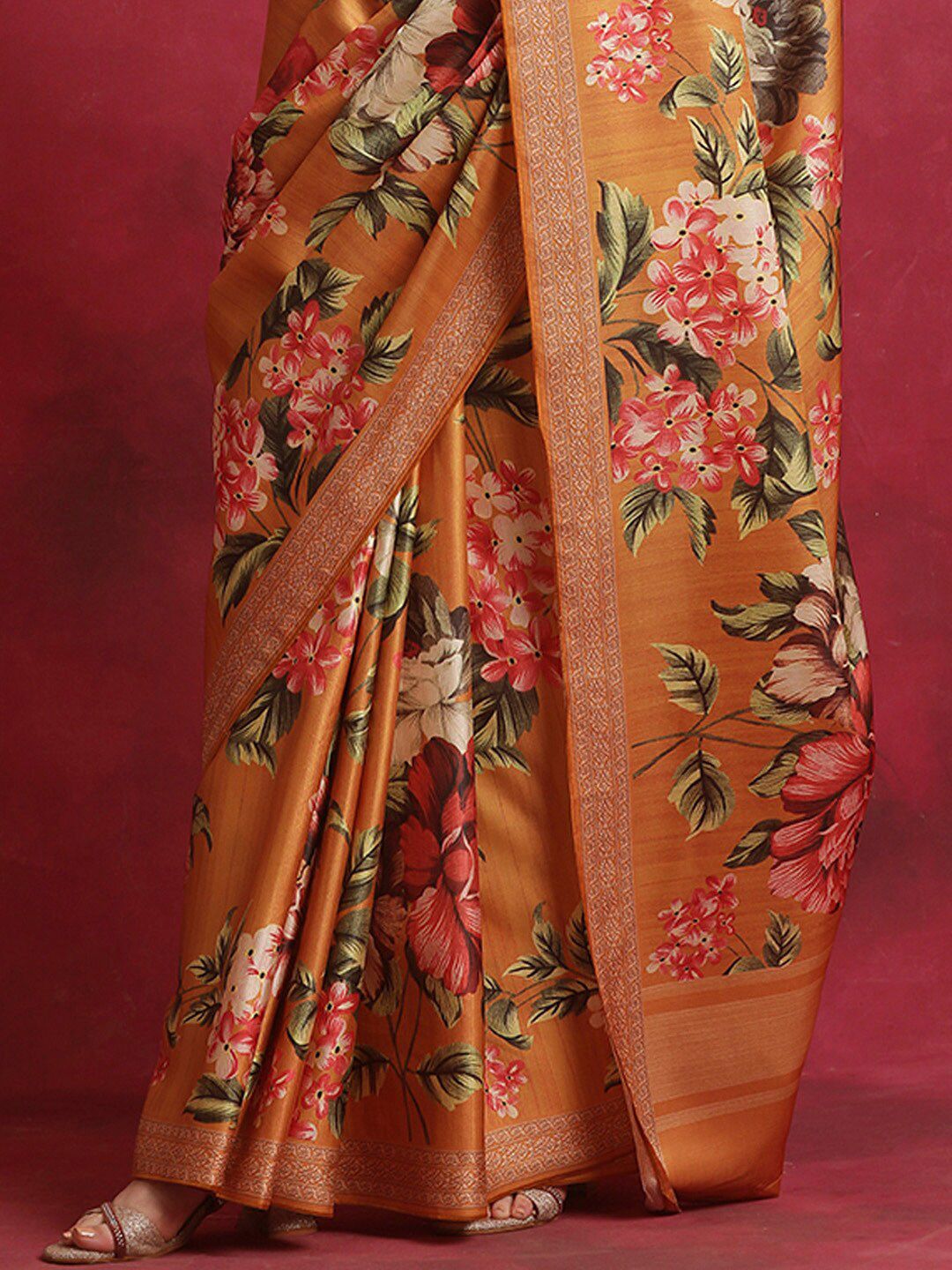 Saree mall Floral Printed Sarees