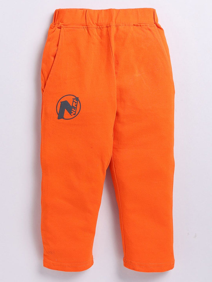 Moms Love Boys Printed T-Shirt With Trousers