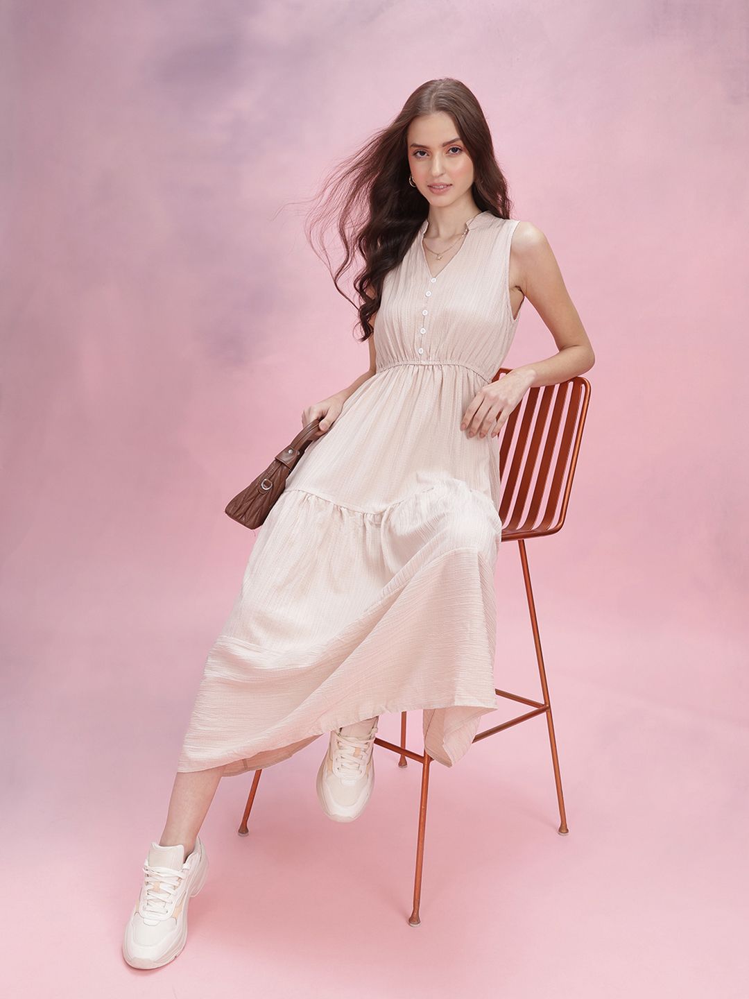 DressBerry Crinkled Empire Midi Dress