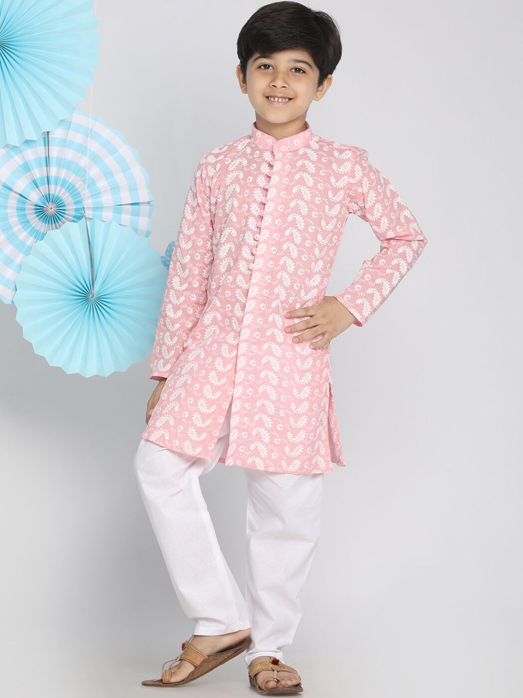 VASTRAMAY Boys Pink Embroidered Regular Kurta with Pyjamas