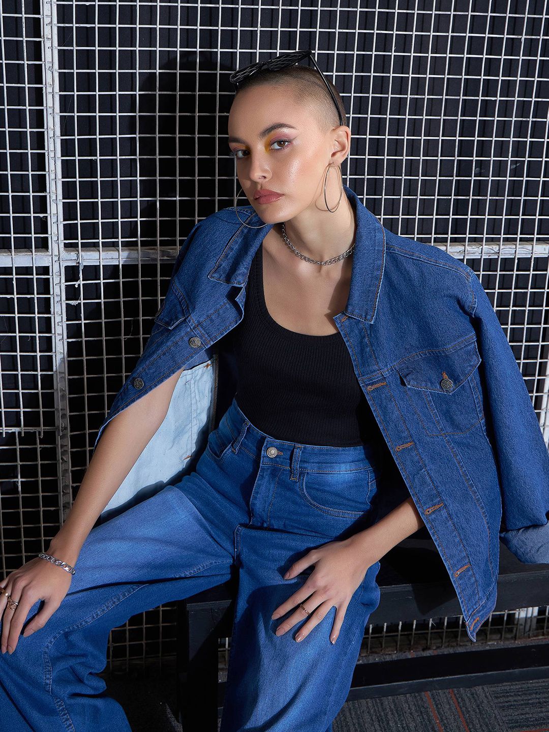 SASSAFRAS Black Scoop Neck Tank Top