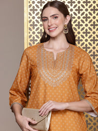 House of Pataudi Geometric Printed Sequinned Jashn Kurta