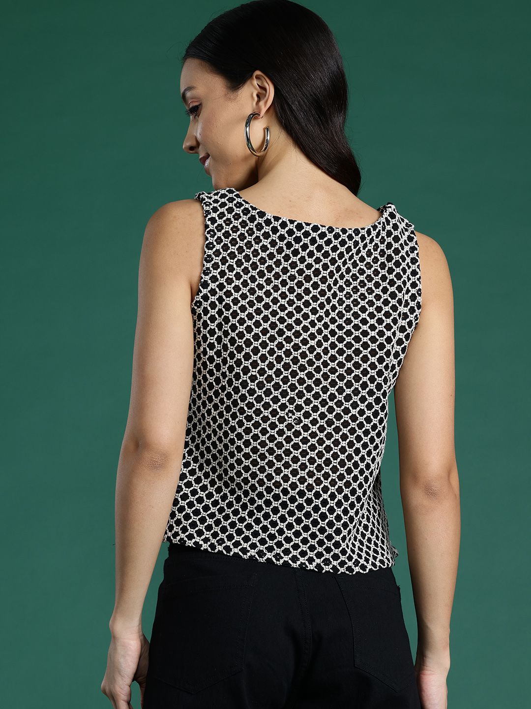DressBerry Geometric Chrochet Top