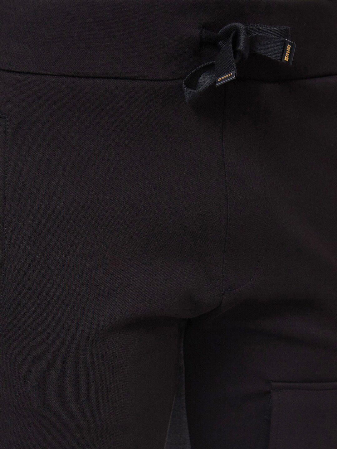 SPYKAR Men Colourblocked Mid-Rise Joggers