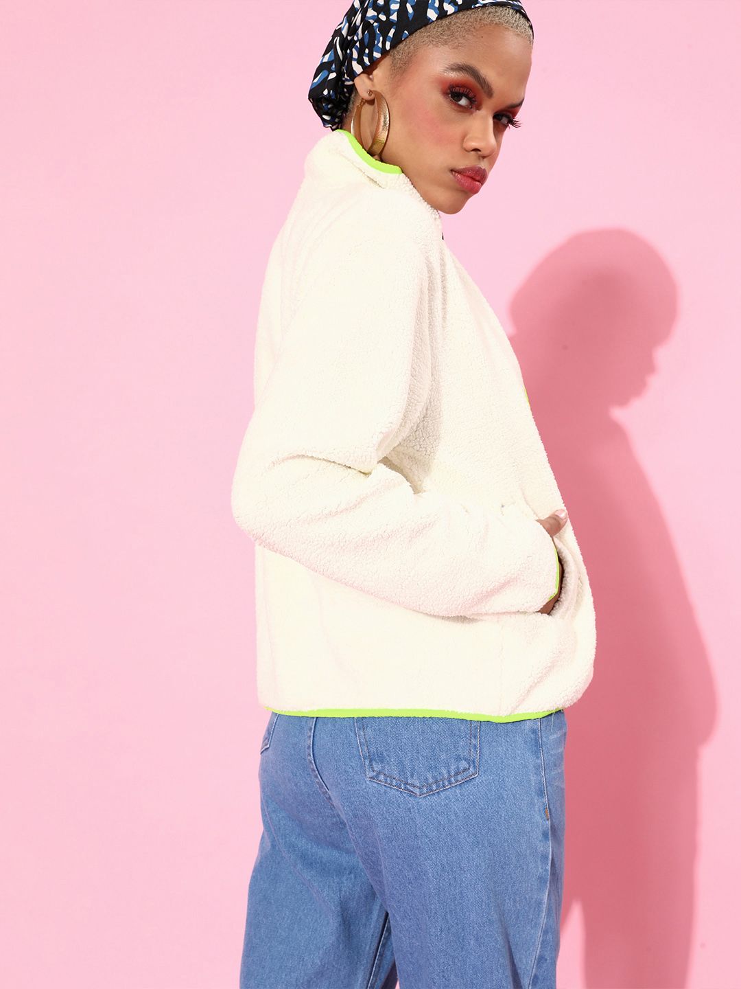 SASSAFRAS Women Classic White Solid Faux Fur Tailored Jacket