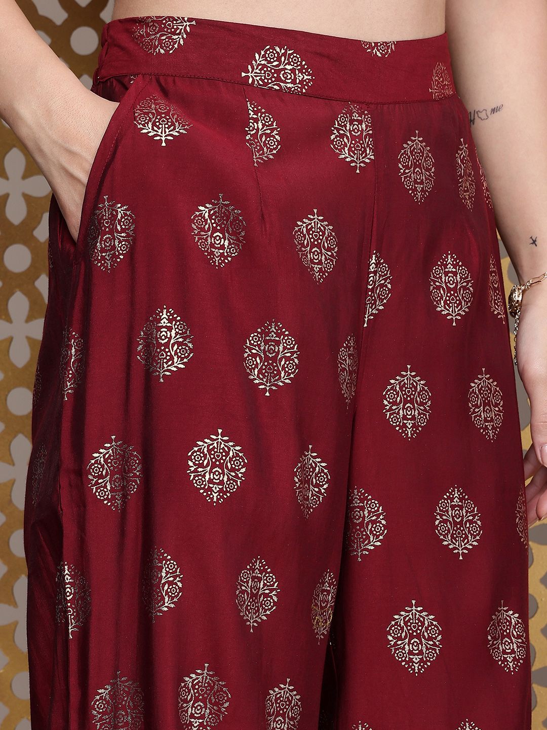 House of Pataudi Ethnic Motifs Embroidered Sequinned Jashn Kurta with Palazzos & Dupatta