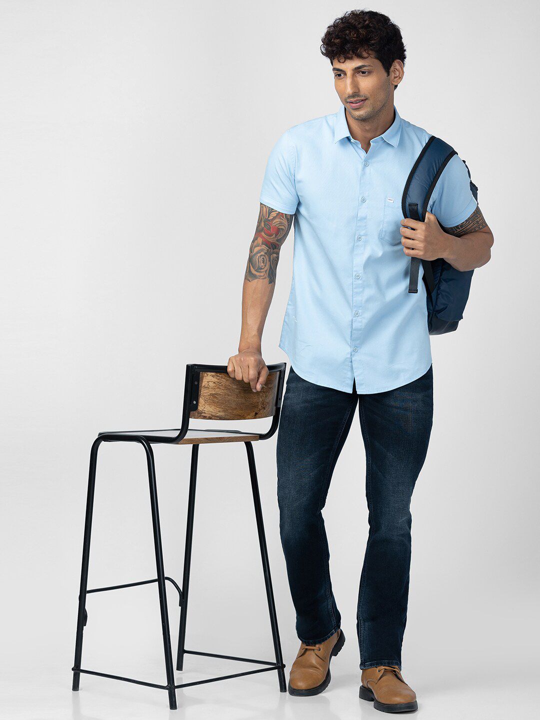 SPYKAR Men Slim Fit Short Sleeves Casual Cotton Shirt