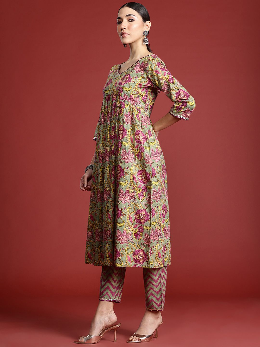 Indo Era Floral Printed Pleated Pure Cotton Kurta with Trousers & With Dupatta