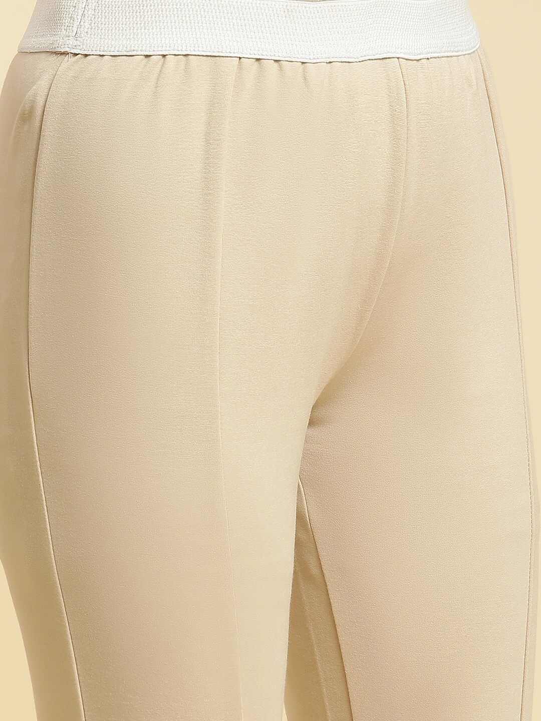 W Women Slim Fit Mid-Rise Plain Trousers