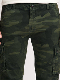THE BEAR HOUSE Men Camouflage Printed Mid-Rise Regular Fit Cargos Trousers