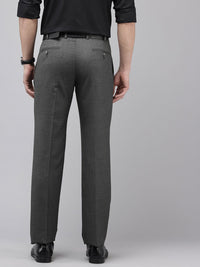 Park Avenue Men Checked Formal Trousers