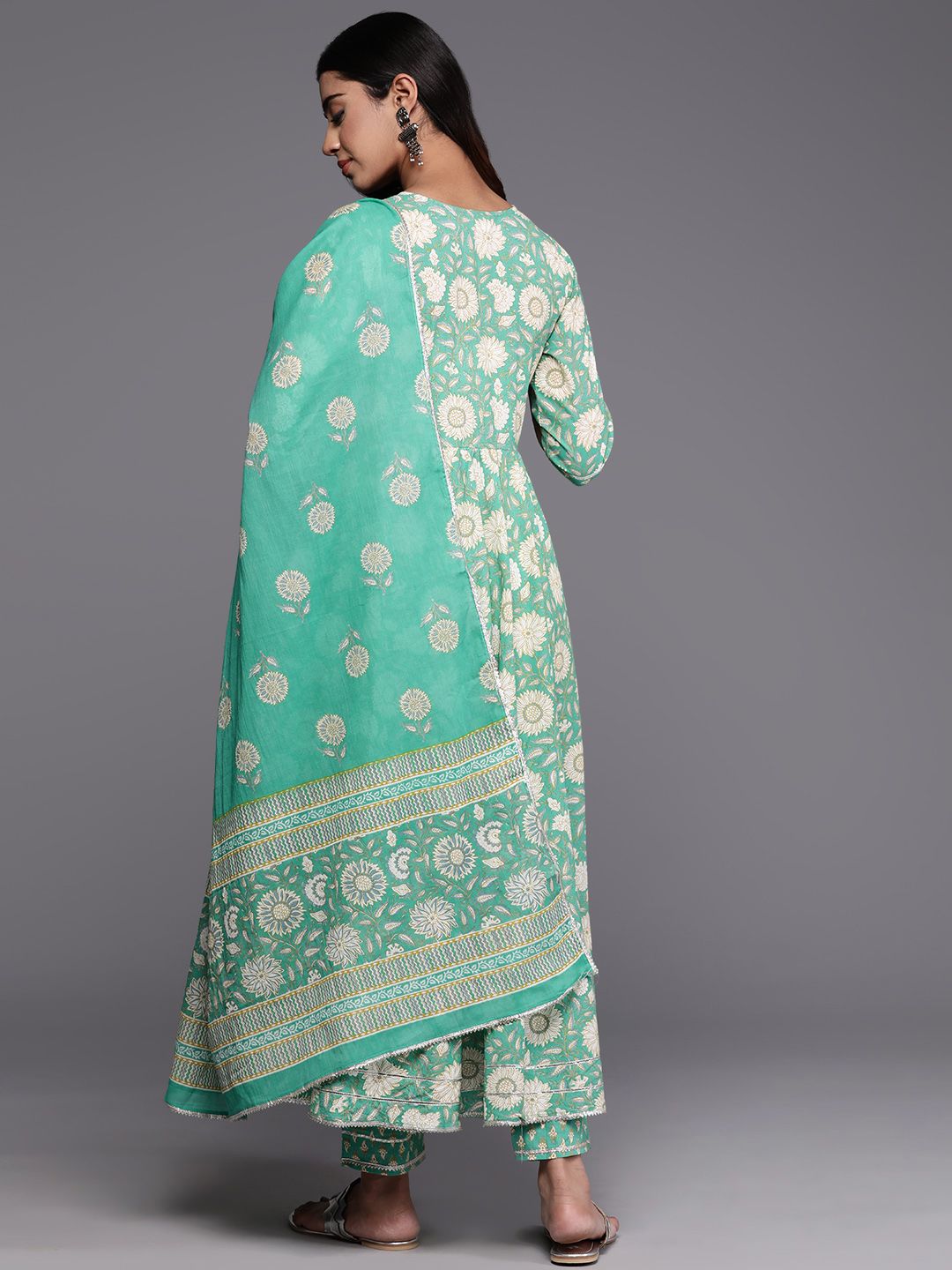 Libas Women Floral Yoke Design Empire Gotta Patti Pure Cotton Kurta Set