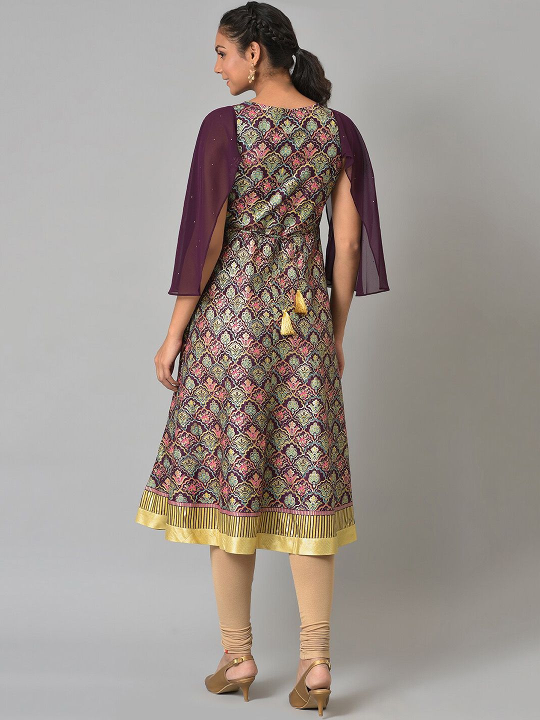 AURELIA Women Maroon Geometric Embroidered Anarkali Kurta