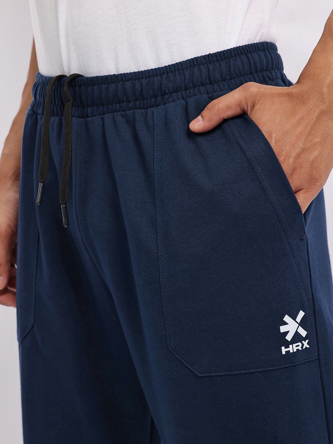 HRX by Hrithik Roshan Men Panelled Mid-Rise Regular Fit Lifestyle Joggers