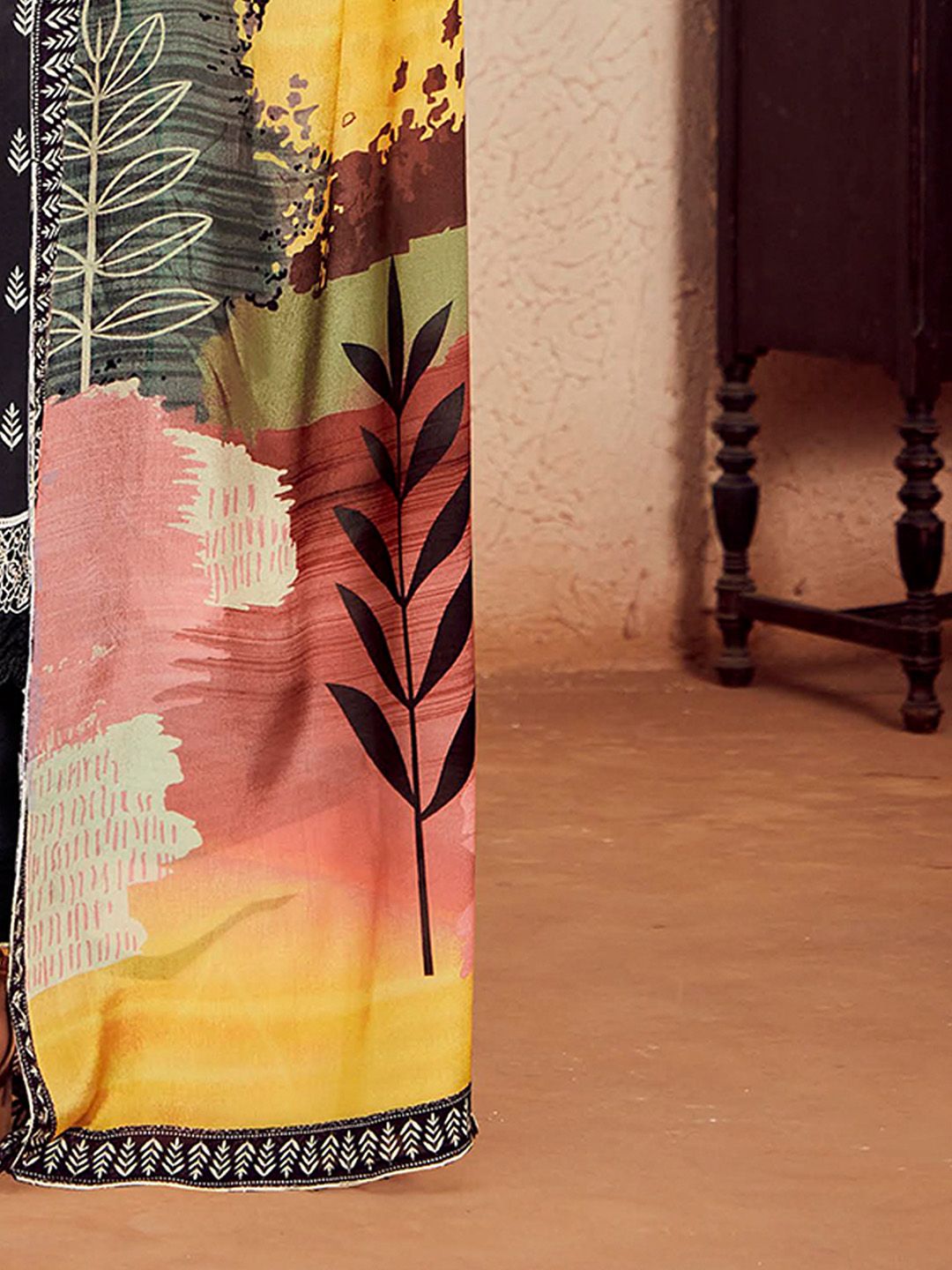 Indo Era Women Floral Printed Regular Thread Work Kurta Trousers With Dupatta