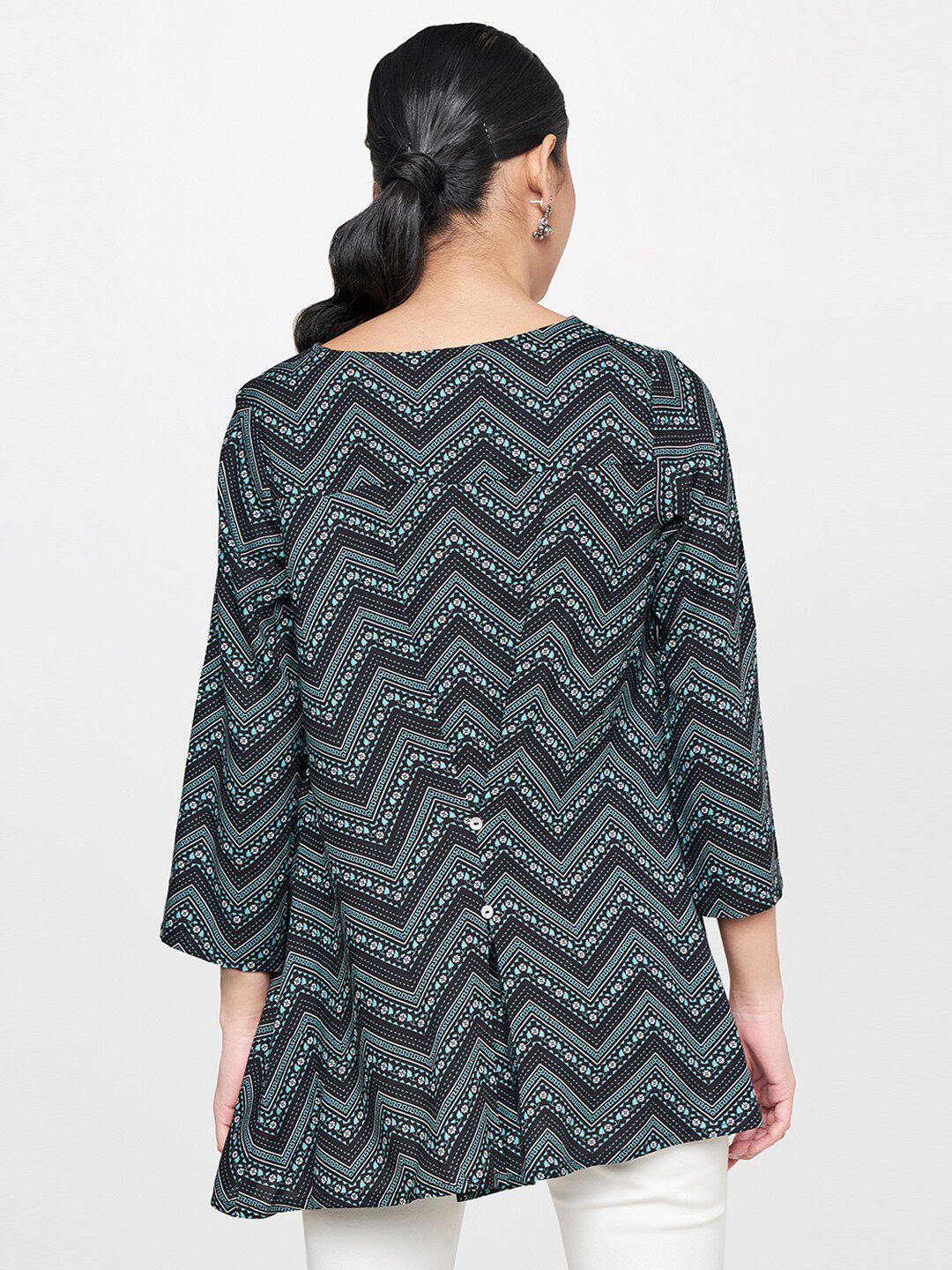 Global Desi Chevron Printed V-Neck Kurti