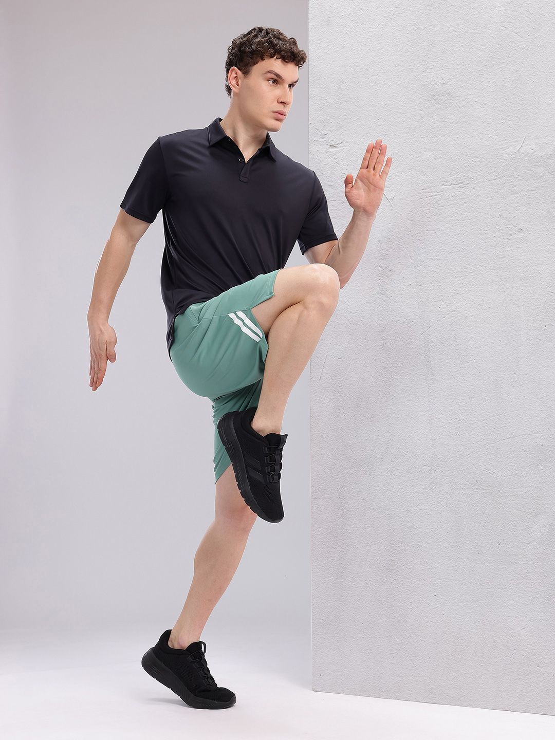 HRX by Hrithik Roshan Men Mid-Rise Rapid-Dry Running Shorts