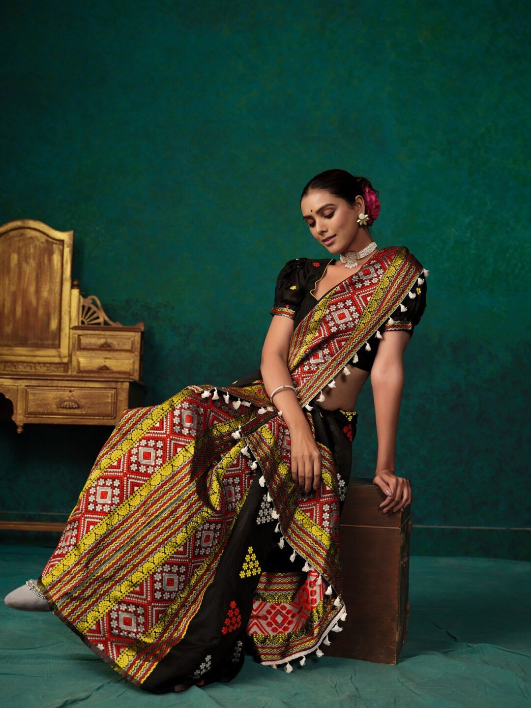 KALINI Assamese Mekhela Chador Saree With Blouse Piece