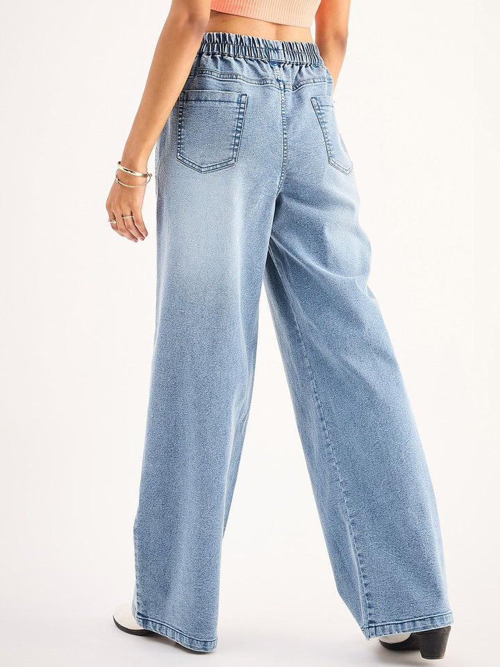 SASSAFRAS BASICS Women Clean Look Straight Fit Heavy Fade Acid Wash Stretchable Jeans