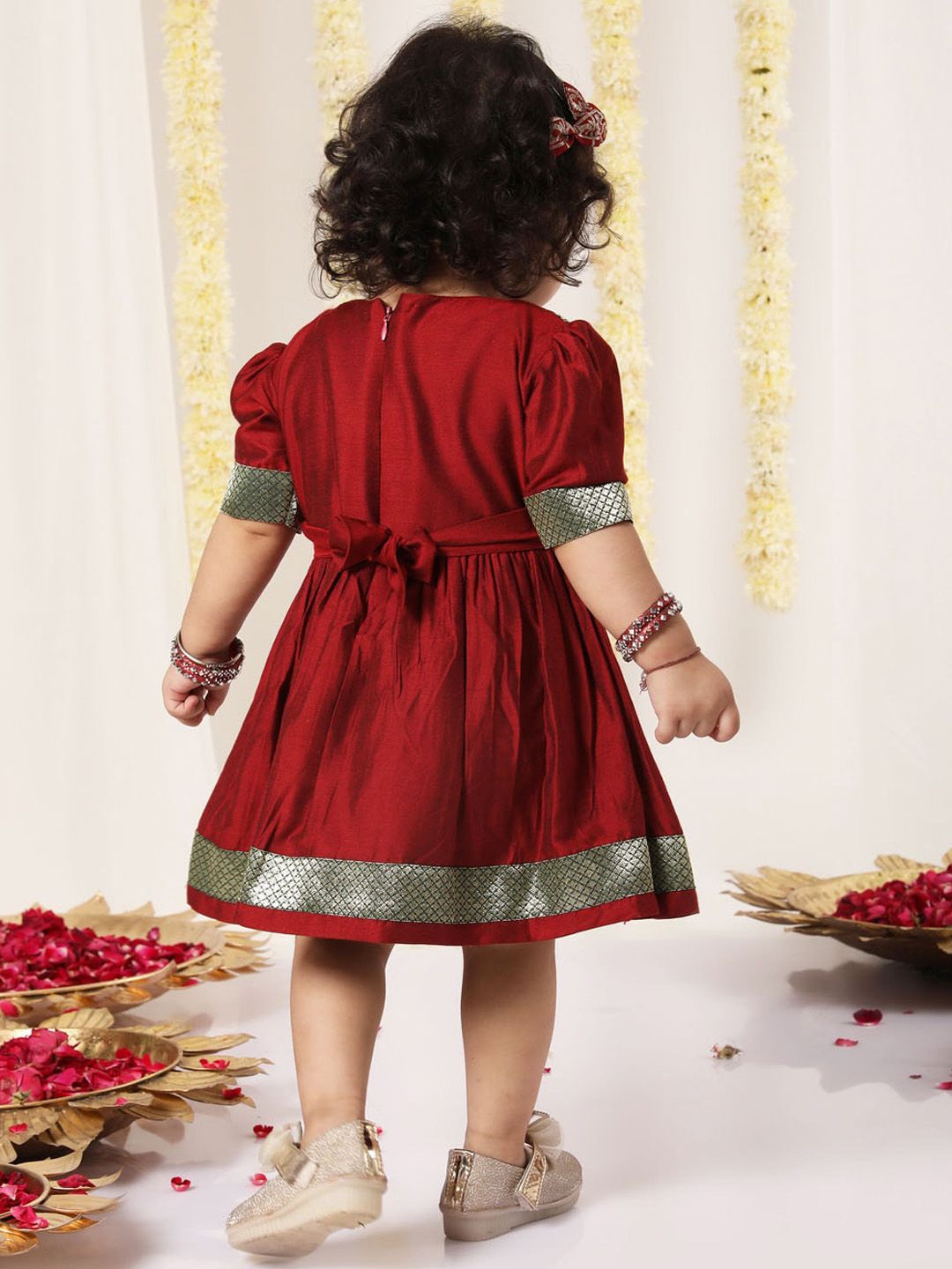 VASTRAMAY Infant Girls Self Design Bow Fit & Flare Ethnic Dress