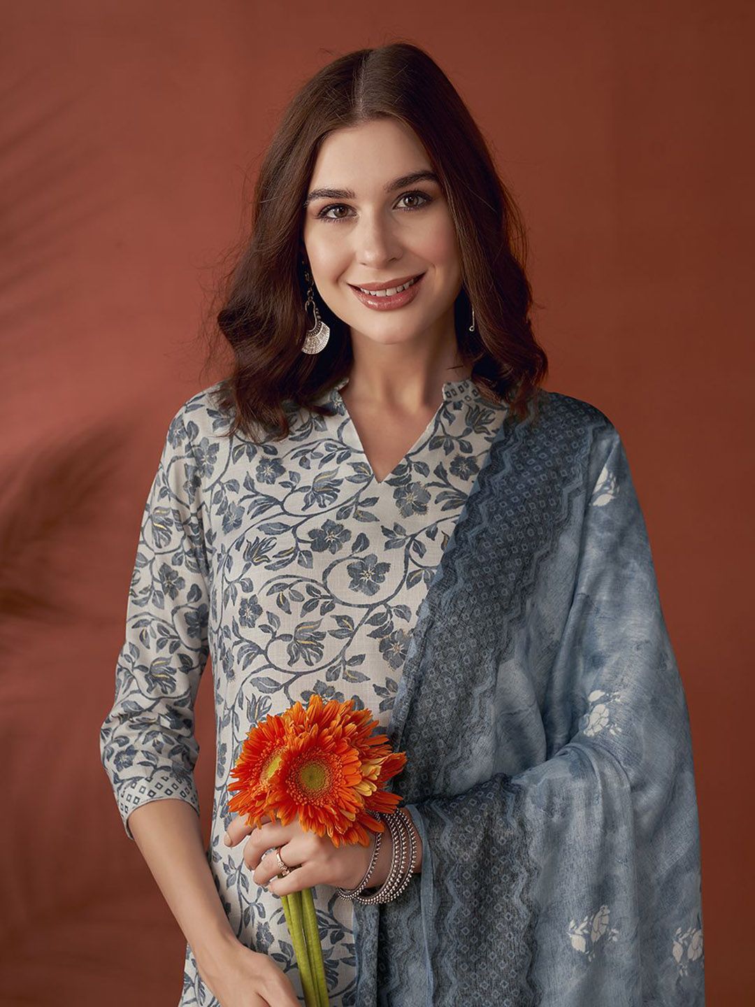 Anouk Floral Printed Regular Kurta with Trousers & Dupatta