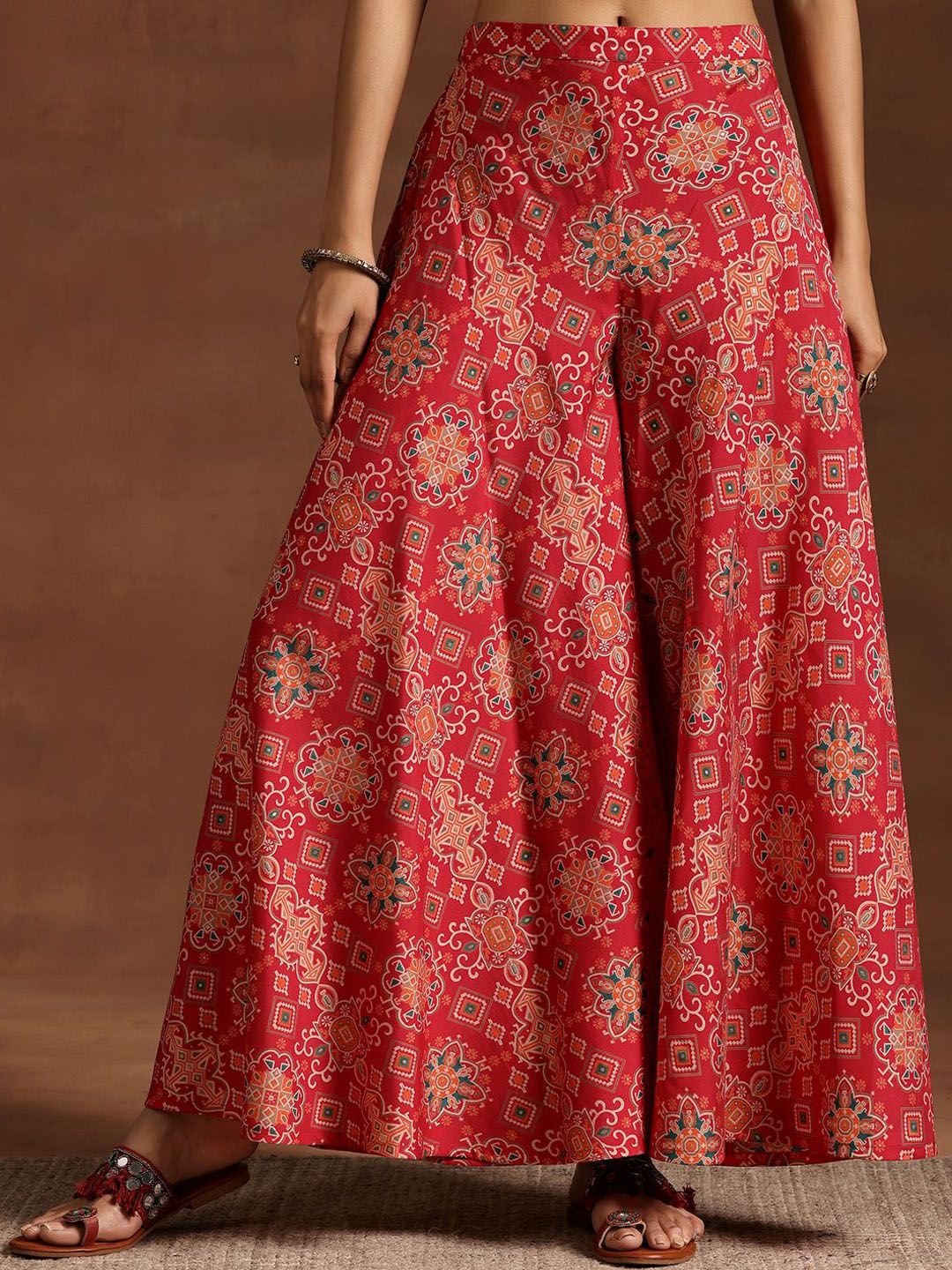 Libas Women Ethnic Motifs Printed Regular Kurta with Palazzos