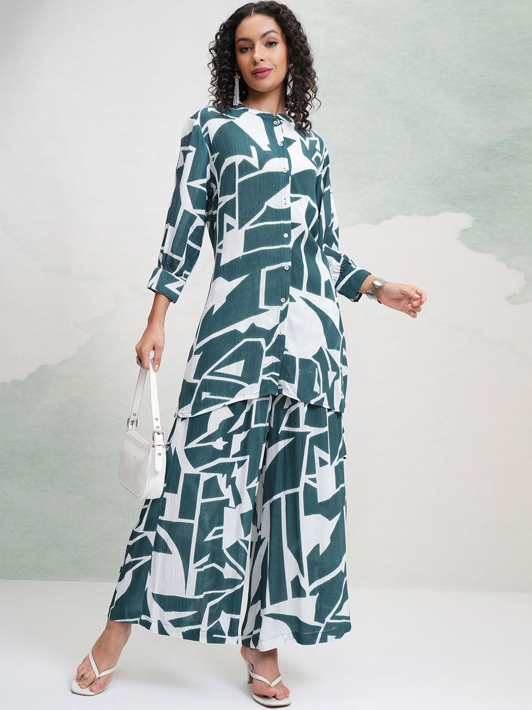 Vishudh Blue & White Printed Pure Cotton Shirt & Palazzo