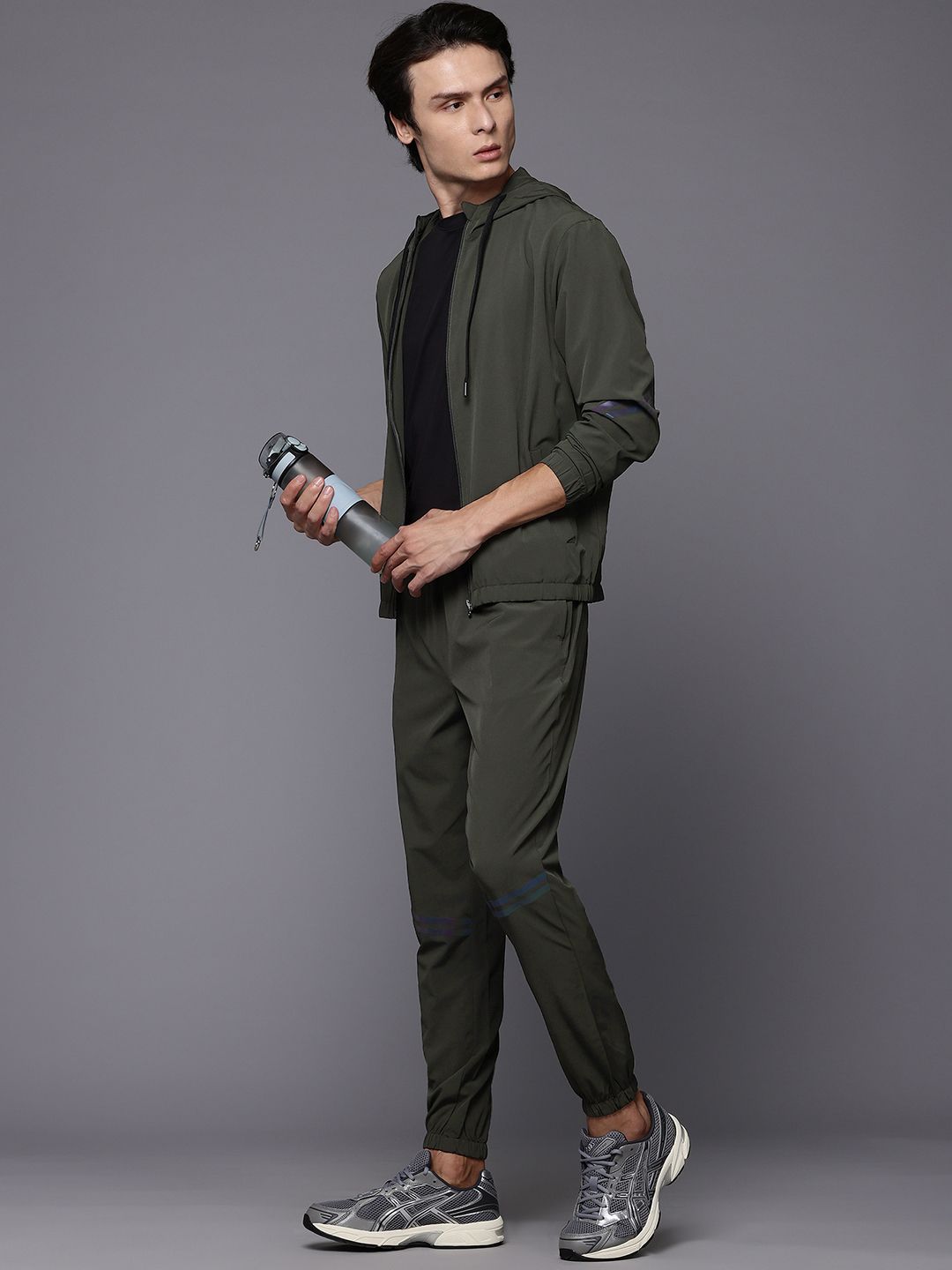 HRX by Hrithik Roshan Men Rapid-Dry Hooded Running Tracksuit