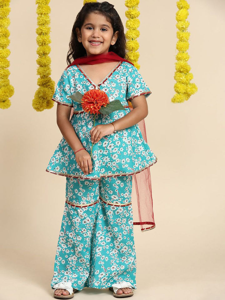 Cutiekins Girls Floral Printed Gotta Patti Kurti With Sharara & Dupatta