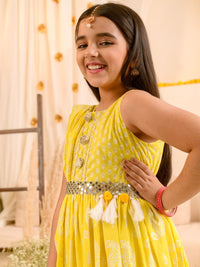 pspeaches Girls Ethnic Motifs Printed Fit & Flare Maxi Ethnic Dress with Dupatta & Belt