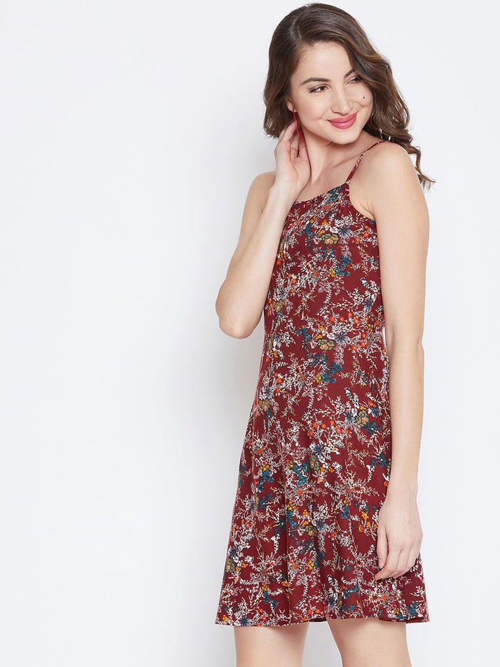 Berrylush Women Maroon & White Floral Print Fit and Flare Dress