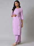 W Floral Embroidered Kurta