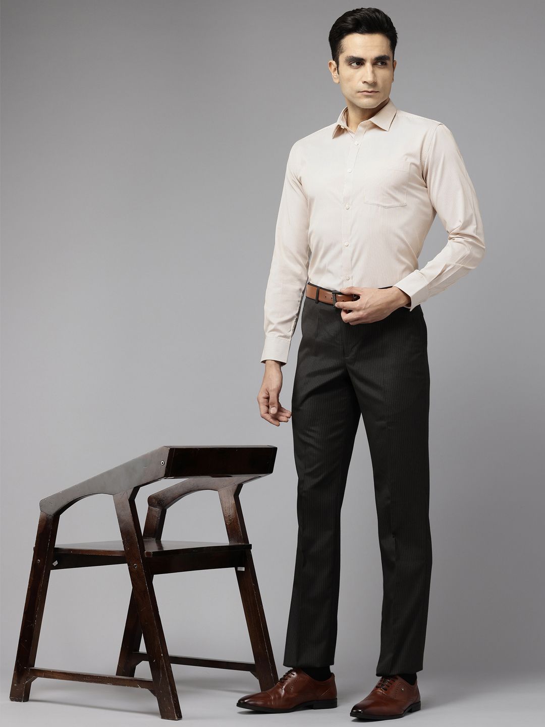Park Avenue Slim Fit Pinstriped Formal Shirt