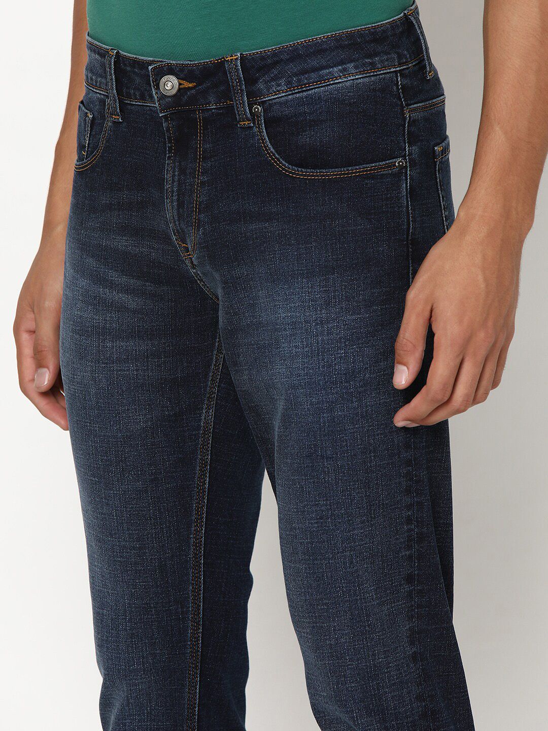 SPYKAR Men Skinny Fit Low-Rise Heavy Fade Stretchable Jeans