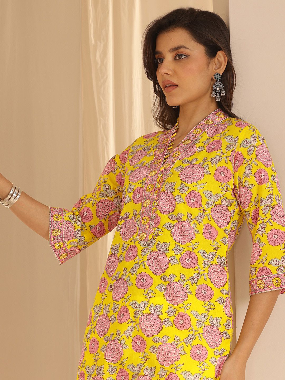 Libas Floral Printed V Neck Cotton Straight Kurta